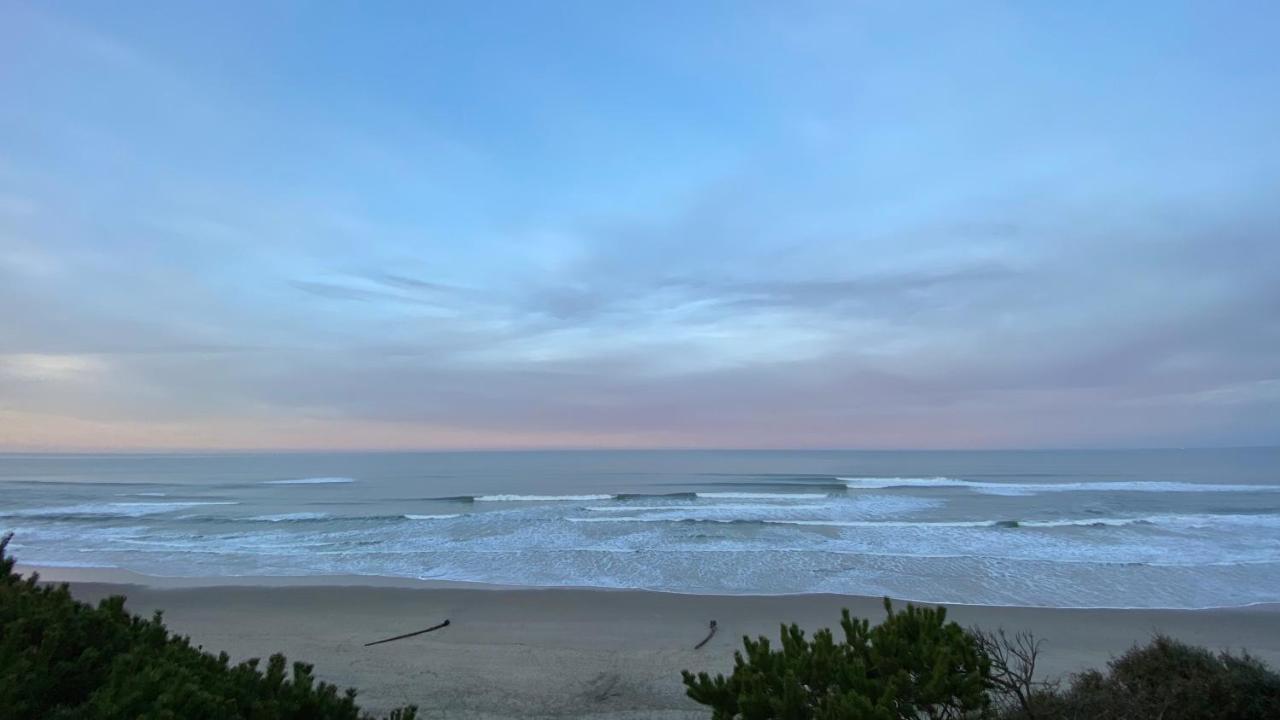 Seahorse Oceanfront Lodging Lincoln City Exterior photo