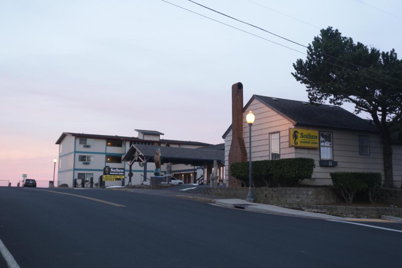 Seahorse Oceanfront Lodging Lincoln City Exterior photo