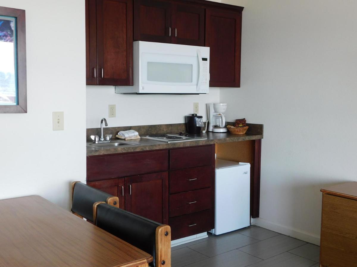 Seahorse Oceanfront Lodging Lincoln City Exterior photo